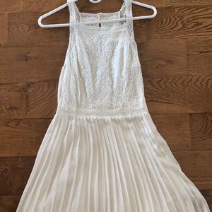 White hollister sun dress